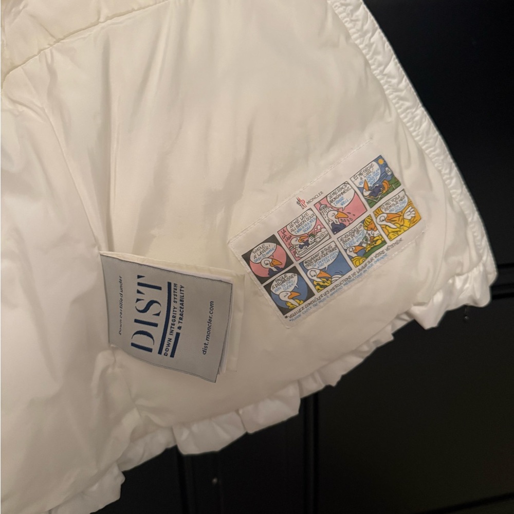 Moncler Kids Cream Puffer Jacket 3T - Picture 5 of 11